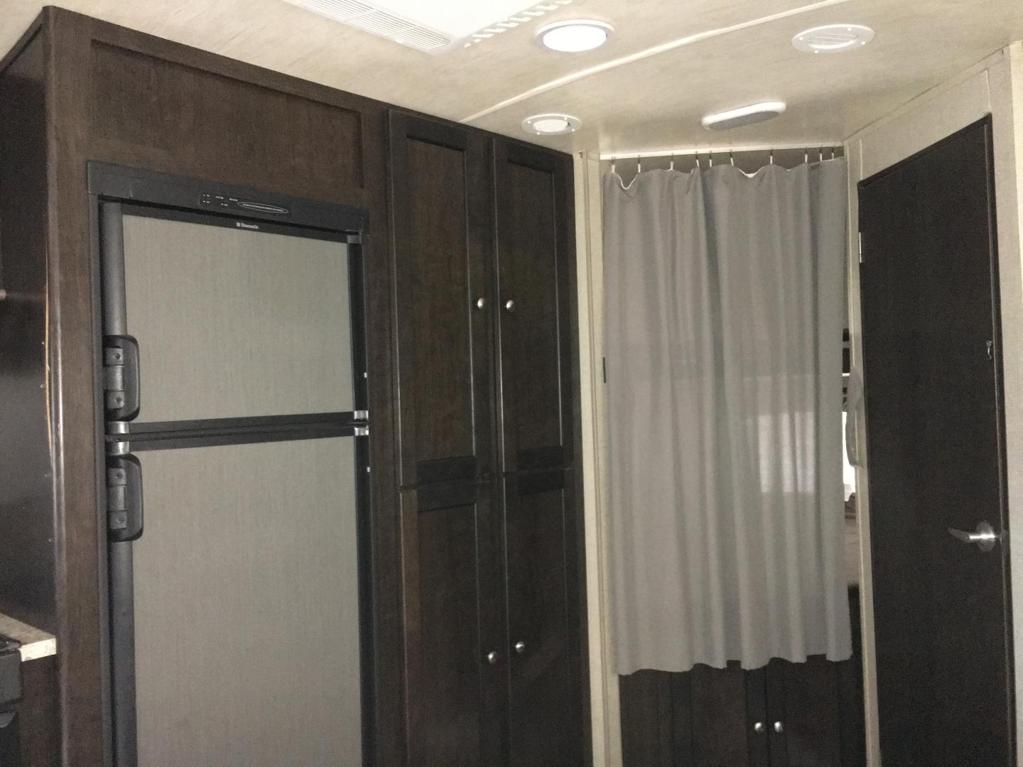 ./imagenes/INVOICE/2019/17127/CASA RODANTE CRUISER RV (38).JPG